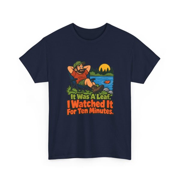 It was a leaf. I watched it for ten minutes. Birders nod. Graphic tee Navy flat vector T-shirt with the birder joke: It was a leaf. I watched it for ten minutes.